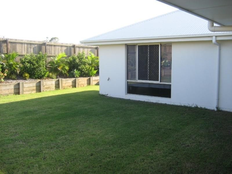 10 Pinnacle Court, Avoca QLD 4670