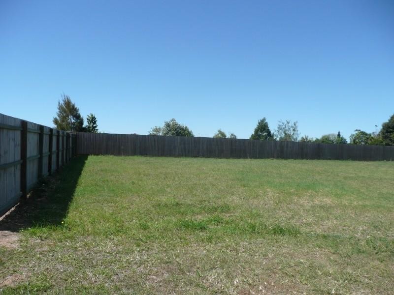 22 Tree Close, Thabeban QLD 4670