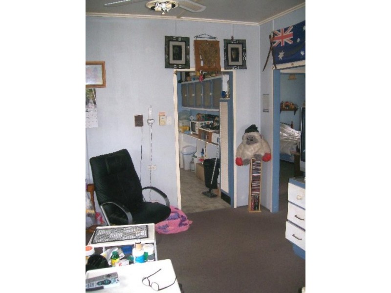 27 Brand Street, Norville QLD 4670