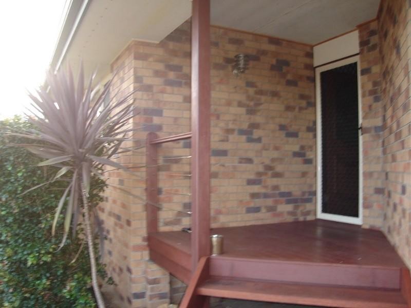 9 Schleger Street, Burnett Heads QLD 4670