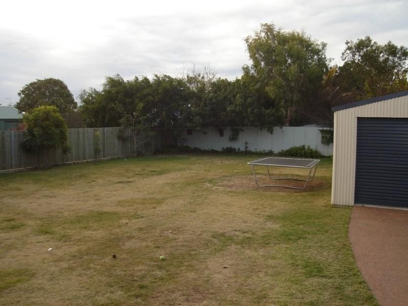 9 Schleger Street, Burnett Heads QLD 4670