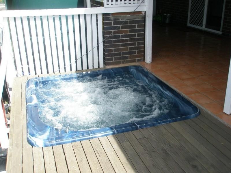 South Kolan QLD 4670