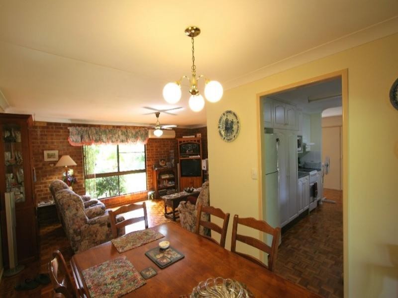 8 Park Royal Drive, Branyan QLD 4670