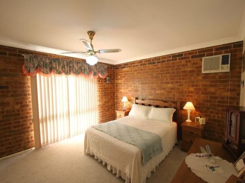 8 Park Royal Drive, Branyan QLD 4670