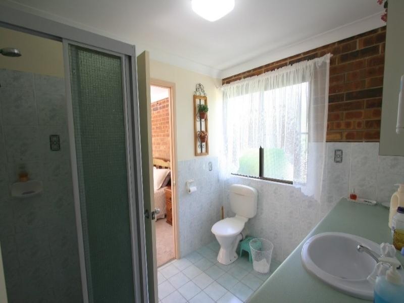 8 Park Royal Drive, Branyan QLD 4670