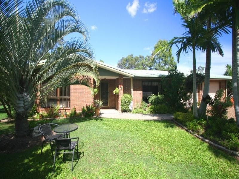 8 Park Royal Drive, Branyan QLD 4670