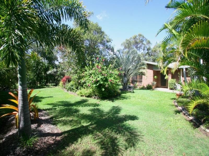 8 Park Royal Drive, Branyan QLD 4670