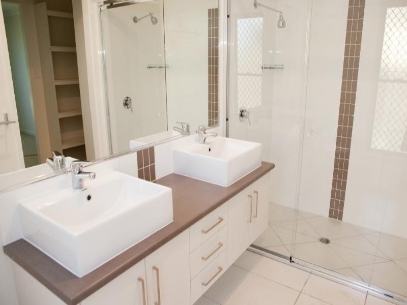 49a Alice Street, Walkervale QLD 4670