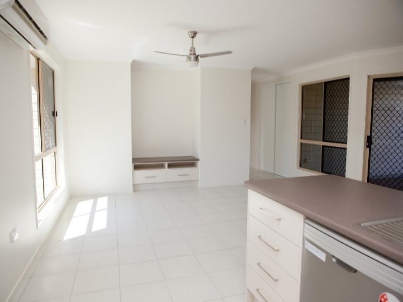 49a Alice Street, Walkervale QLD 4670
