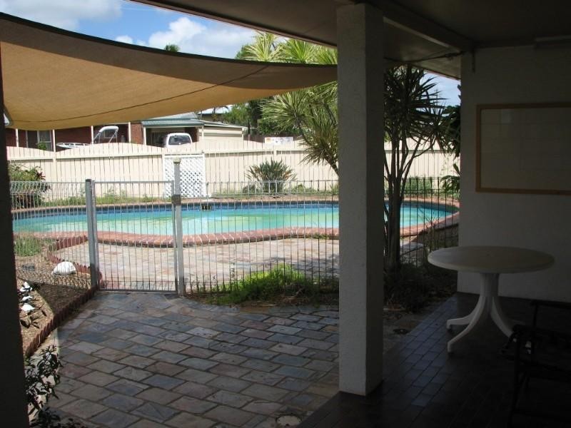 10 Bonney Street, Bundaberg North QLD 4670