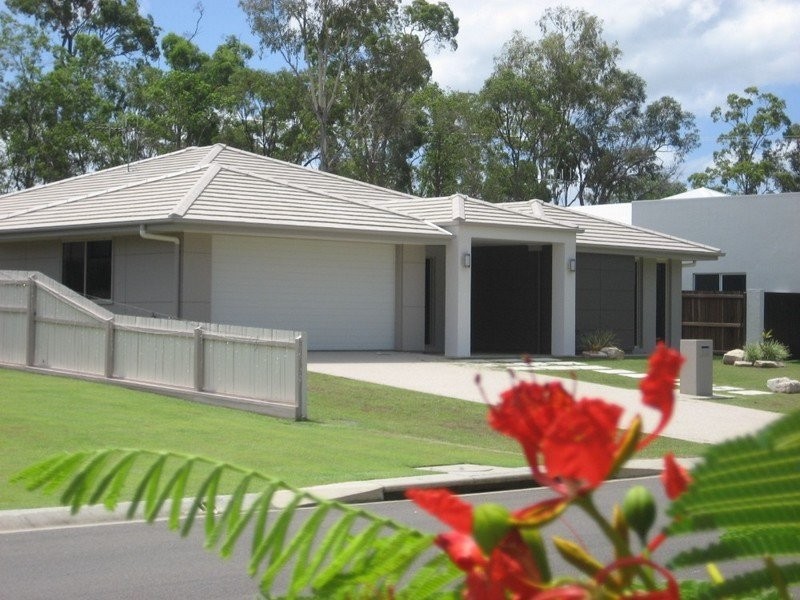 4 Sutherland Road, Branyan QLD 4670