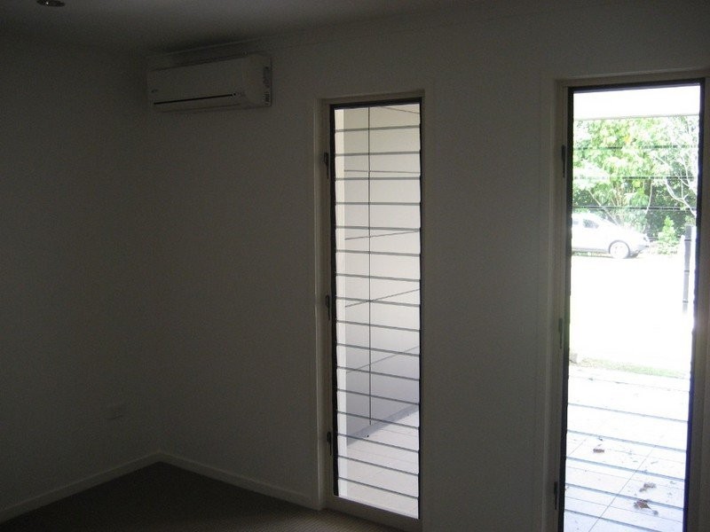 4 Sutherland Road, Branyan QLD 4670