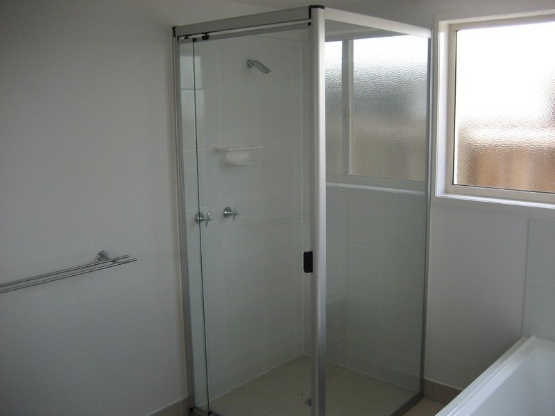 4 Sutherland Road, Branyan QLD 4670