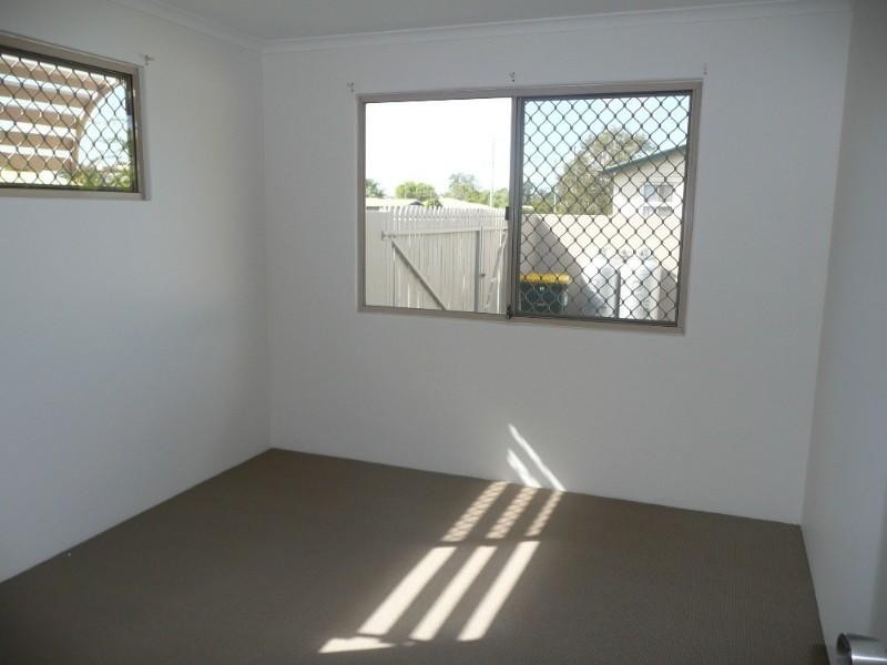 1-4/1 Finnis Street, Avenell Heights QLD 4670