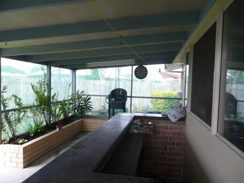 4 Peek Street, Bundaberg North QLD 4670