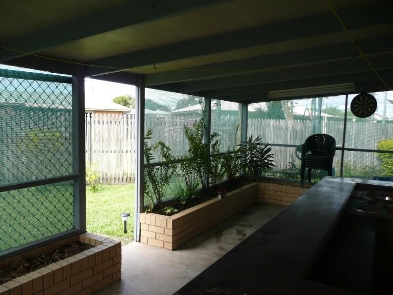 4 Peek Street, Bundaberg North QLD 4670