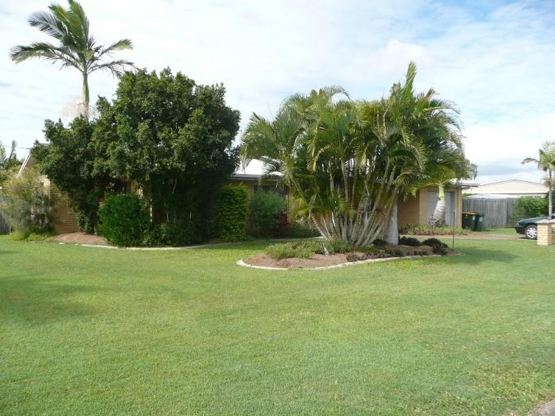 4 Peek Street, Bundaberg North QLD 4670