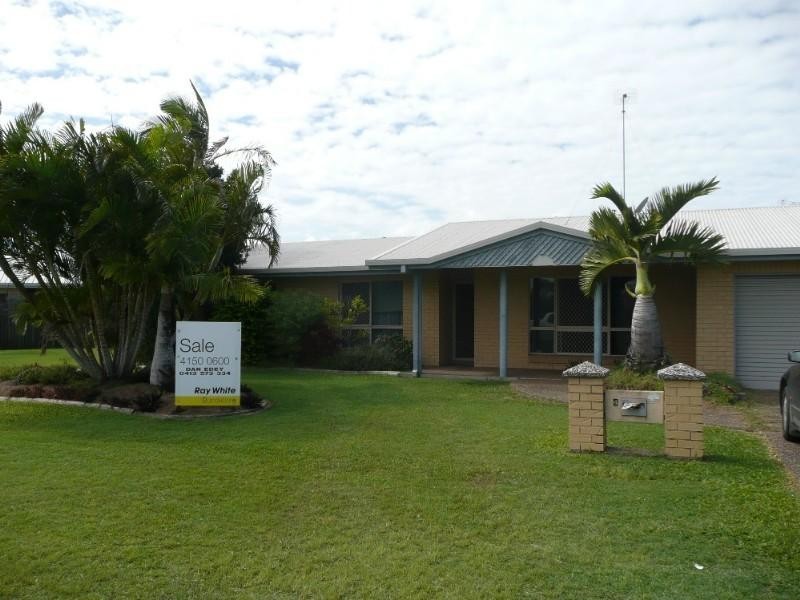 4 Peek Street, Bundaberg North QLD 4670