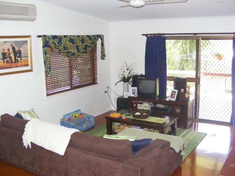 19 The Broadway, Avoca QLD 4670