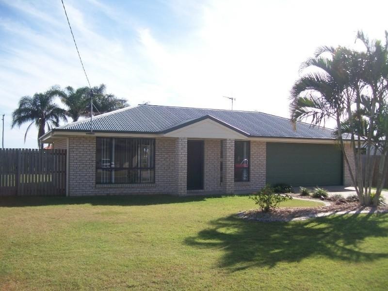 40 Paradise Avenue, Thabeban QLD 4670