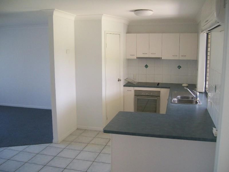 40 Paradise Avenue, Thabeban QLD 4670