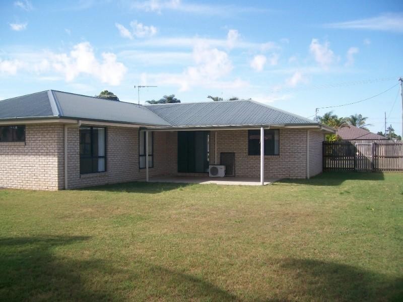 40 Paradise Avenue, Thabeban QLD 4670