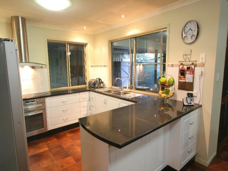 Sharon QLD 4670