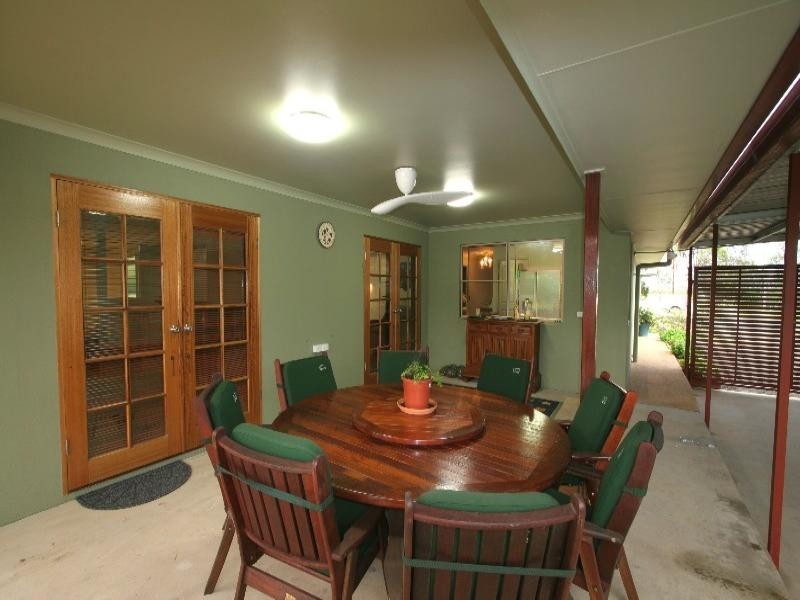 Sharon QLD 4670