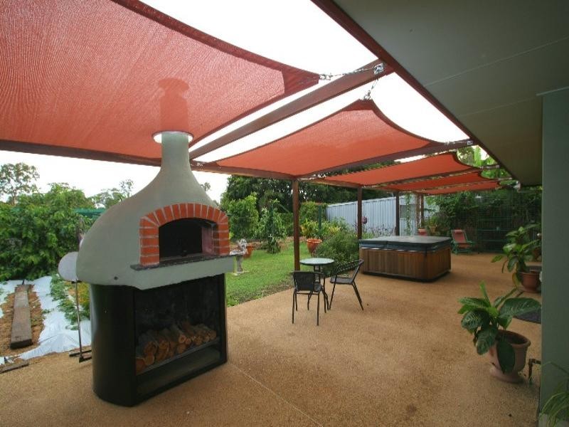 Sharon QLD 4670