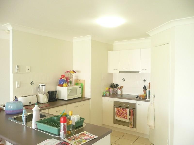 122 Clearview Avenue, Thabeban QLD 4670