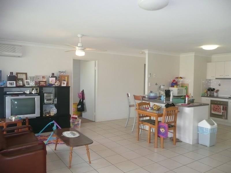 122 Clearview Avenue, Thabeban QLD 4670