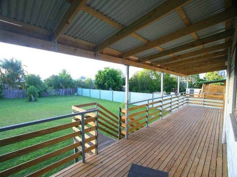 6 Moffat Street, Burnett Heads QLD 4670