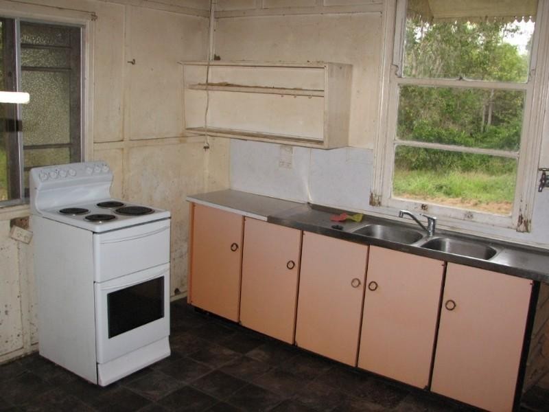 271 Quarry Road, Avondale QLD 4670