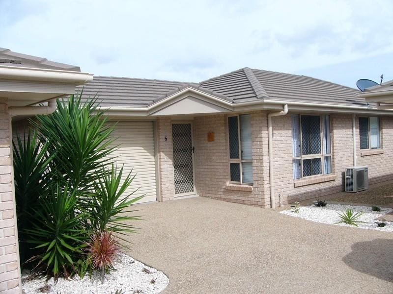 5/246 Walker Street, Millbank QLD 4670