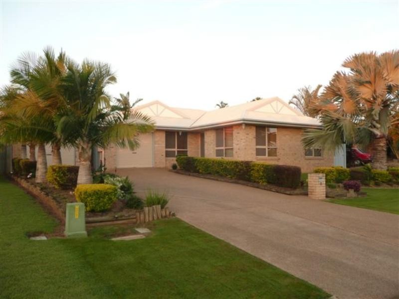 8 Maike Street, Kalkie QLD 4670