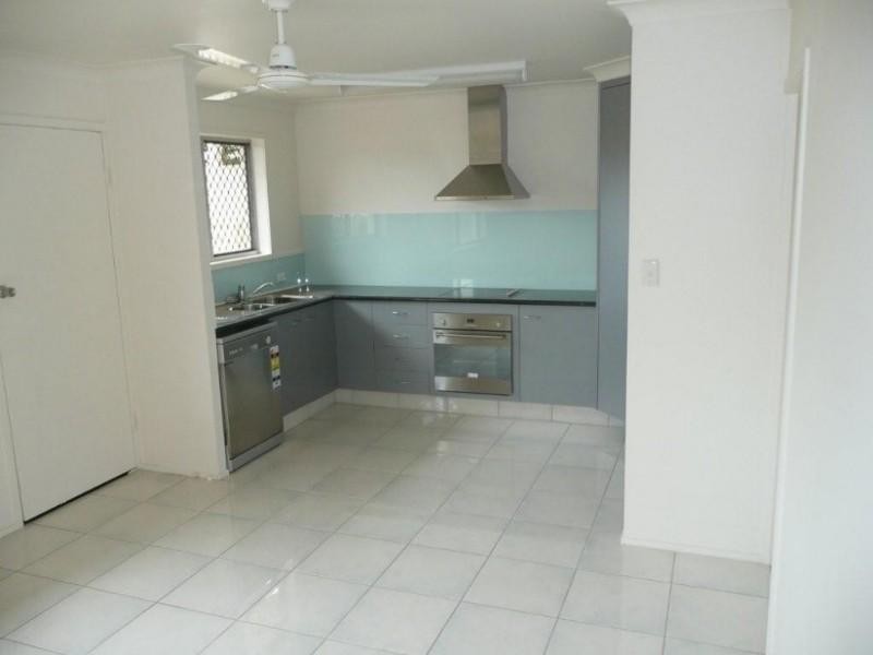 1/54 Takalvan Street, Bundaberg QLD 4670