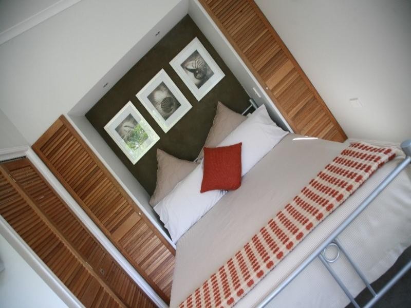 6 Albatross Court, Moore Park Beach QLD 4670