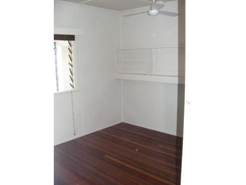 16 Greenwood Street, Kepnock QLD 4670