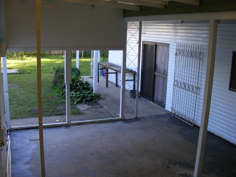 16 Greenwood Street, Kepnock QLD 4670