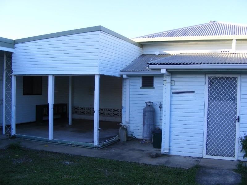 16 Greenwood Street, Kepnock QLD 4670