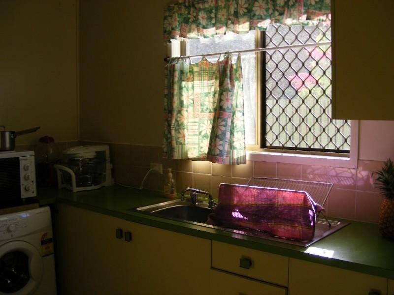 16 Greenwood Street, Kepnock QLD 4670