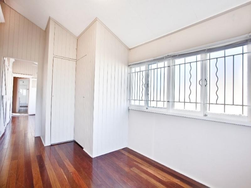29 Goodwin Street, Bundaberg South QLD 4670