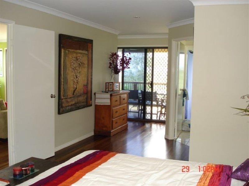 27 Kindt Street, Moore Park Beach QLD 4670