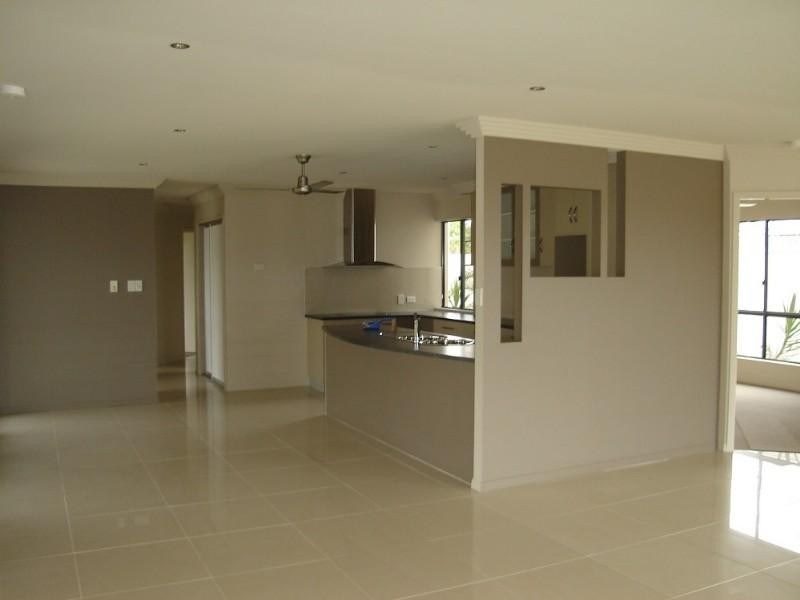 5 Breeze Drive, Bargara QLD 4670