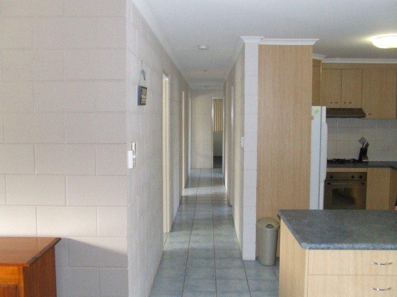 37 Tammy Road, Moore Park Beach QLD 4670