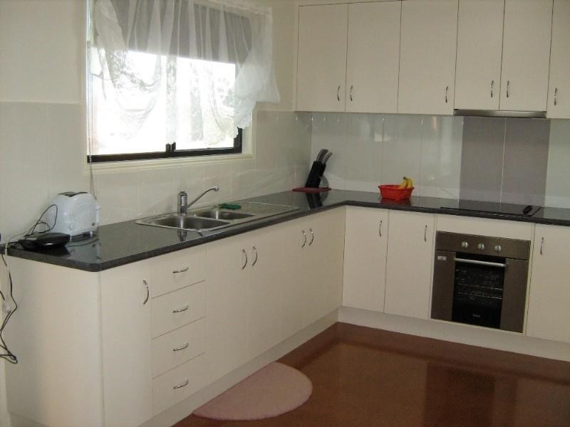 31 Doctor Street, Burnett Heads QLD 4670