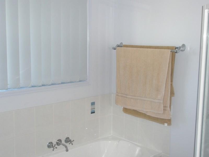 42 Clydesdale Avenue, Branyan QLD 4670