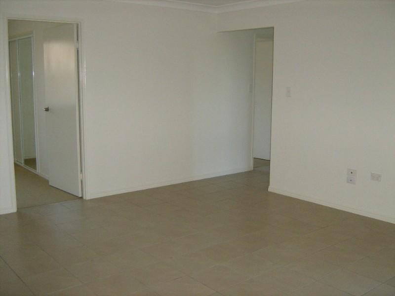 9 Regent Court, Thabeban QLD 4670