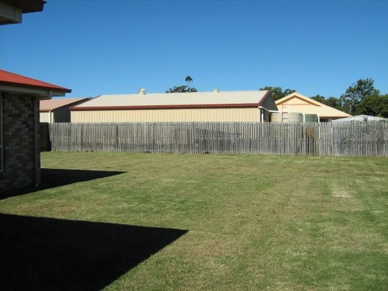 9 Regent Court, Thabeban QLD 4670