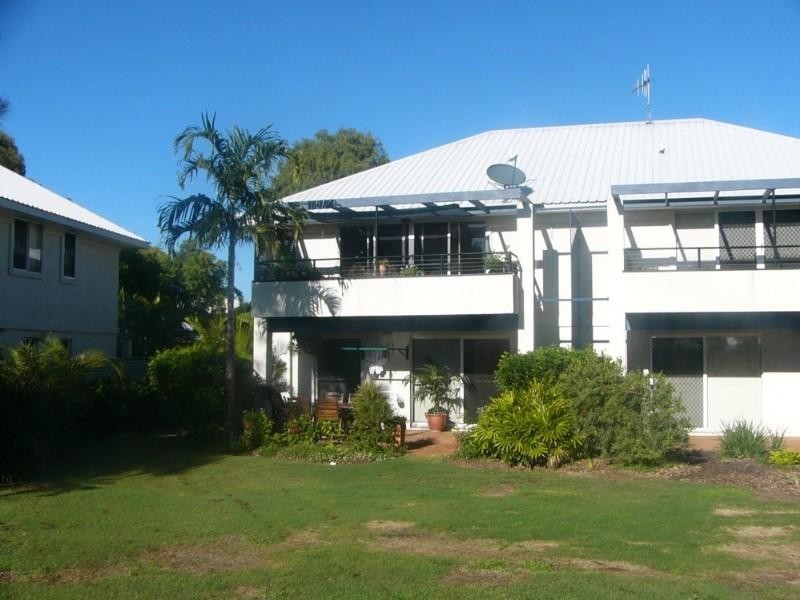 8/2 Sylvan Drive, Moore Park Beach QLD 4670